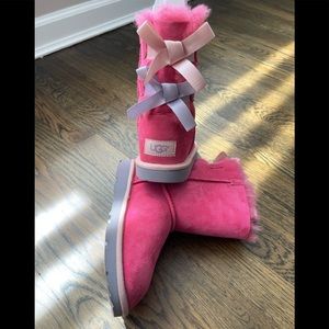 Girls UGG Bailey Bow II boots